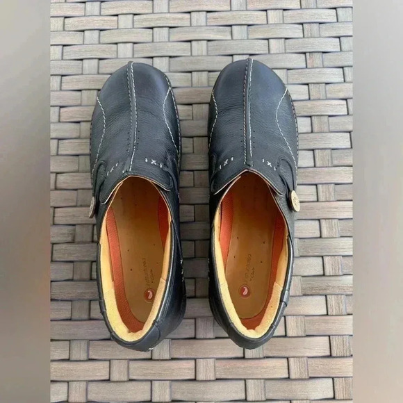 Clarks Unstructured Un Loop Black Leather Women’s Size 9.5‎ Rubber Sole - Picture 7 of 7